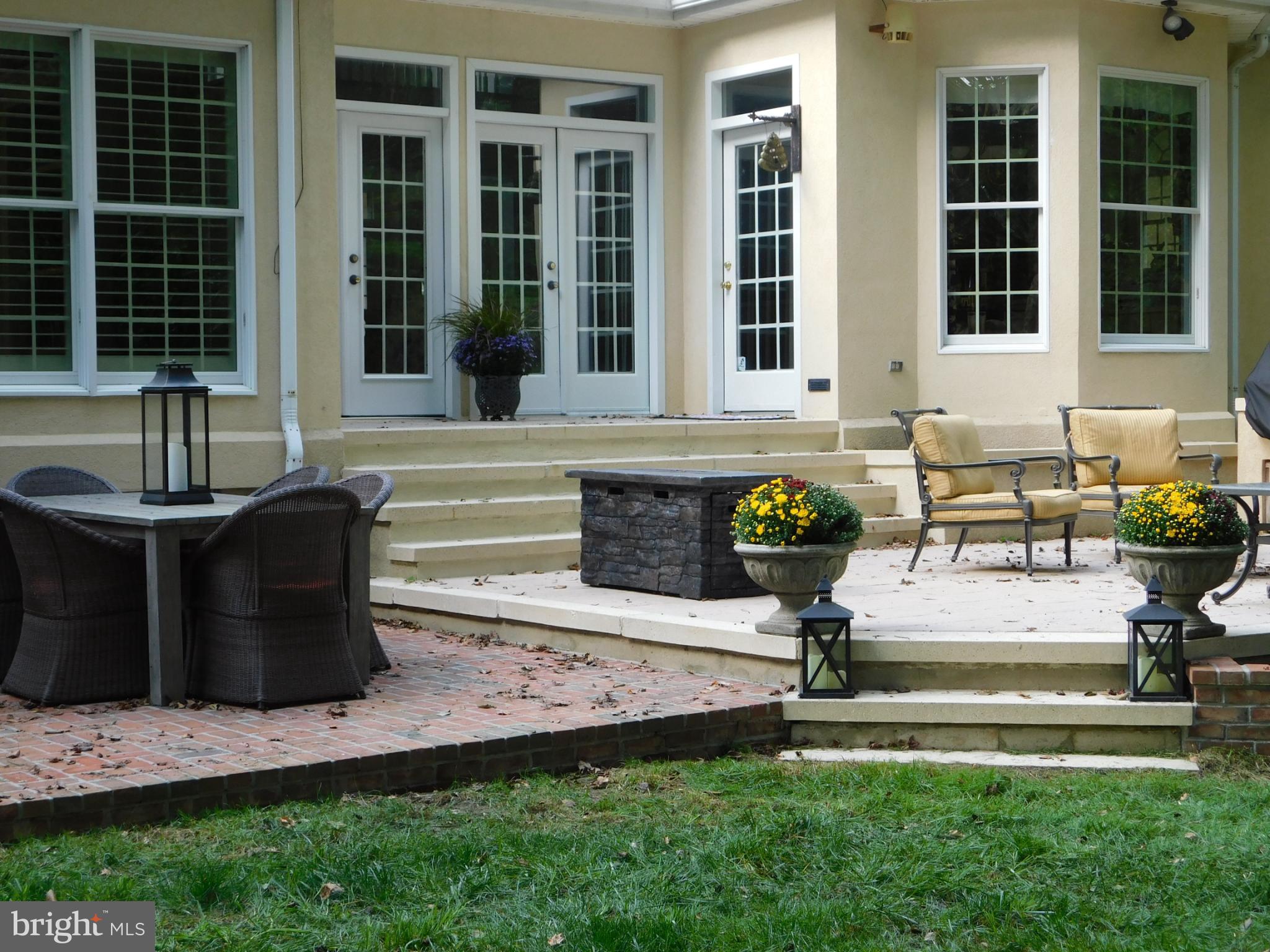28 Baltray Road Dover, DE 19904 - Photo 61 of 73 a view of a house with a swimming pool and sitting area