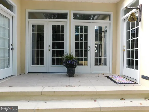 $685,000 | 28 Baltray Road, Dover, DE 19904