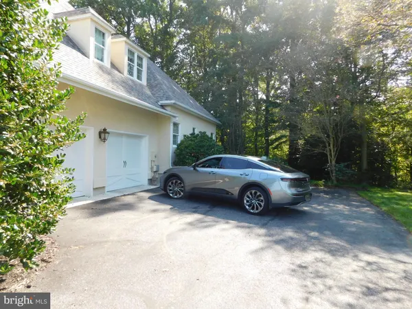 $685,000 | 28 Baltray Road, Dover, DE 19904