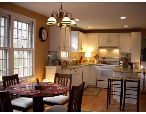 83 Great Rock Road Hanover, MA 02339 - Photo 5 of 7 Gallery Image 5