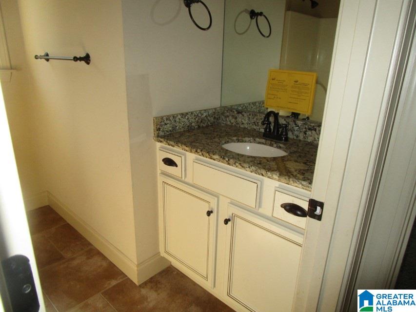 212 Perthshire Cove Pelham, AL 35124 - Photo 19 of 28