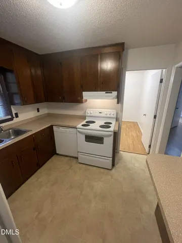 $1,625 | 7761 Brookdale Drive, Raleigh, NC 27616