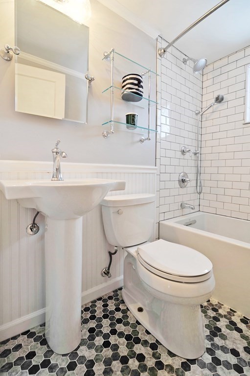 58 Wesley Road Framingham, MA 01701 - Photo 11 of 15