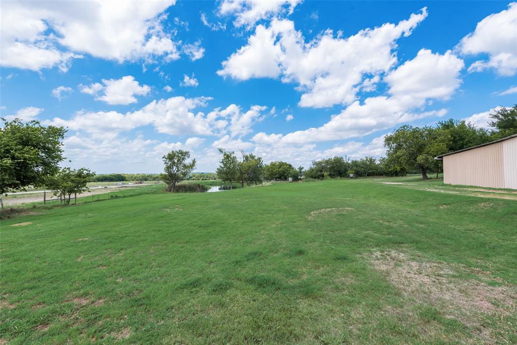 1447 Campbell Road Midlothian, TX 76065 - Photo 33 of 40