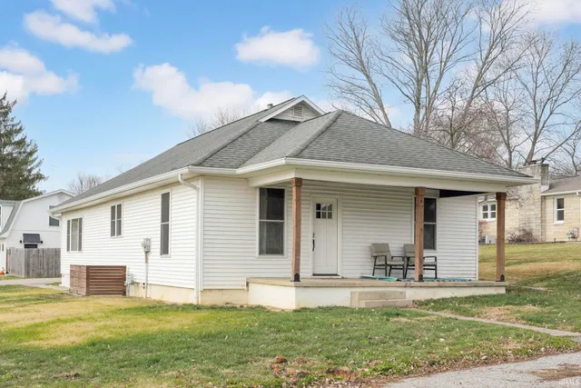 $249,900 | 2435 I Street, Bedford, IN 47421