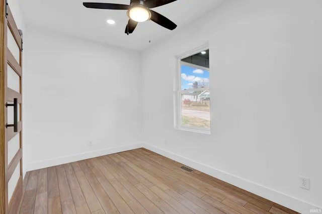 $249,900 | 2435 I Street, Bedford, IN 47421