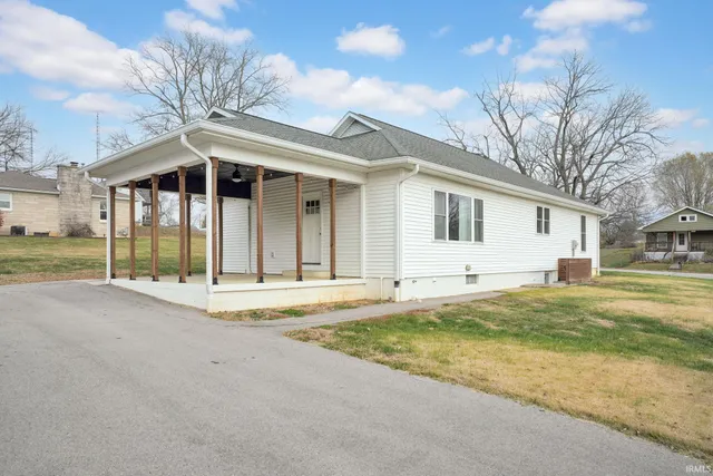 $249,900 | 2435 I Street, Bedford, IN 47421