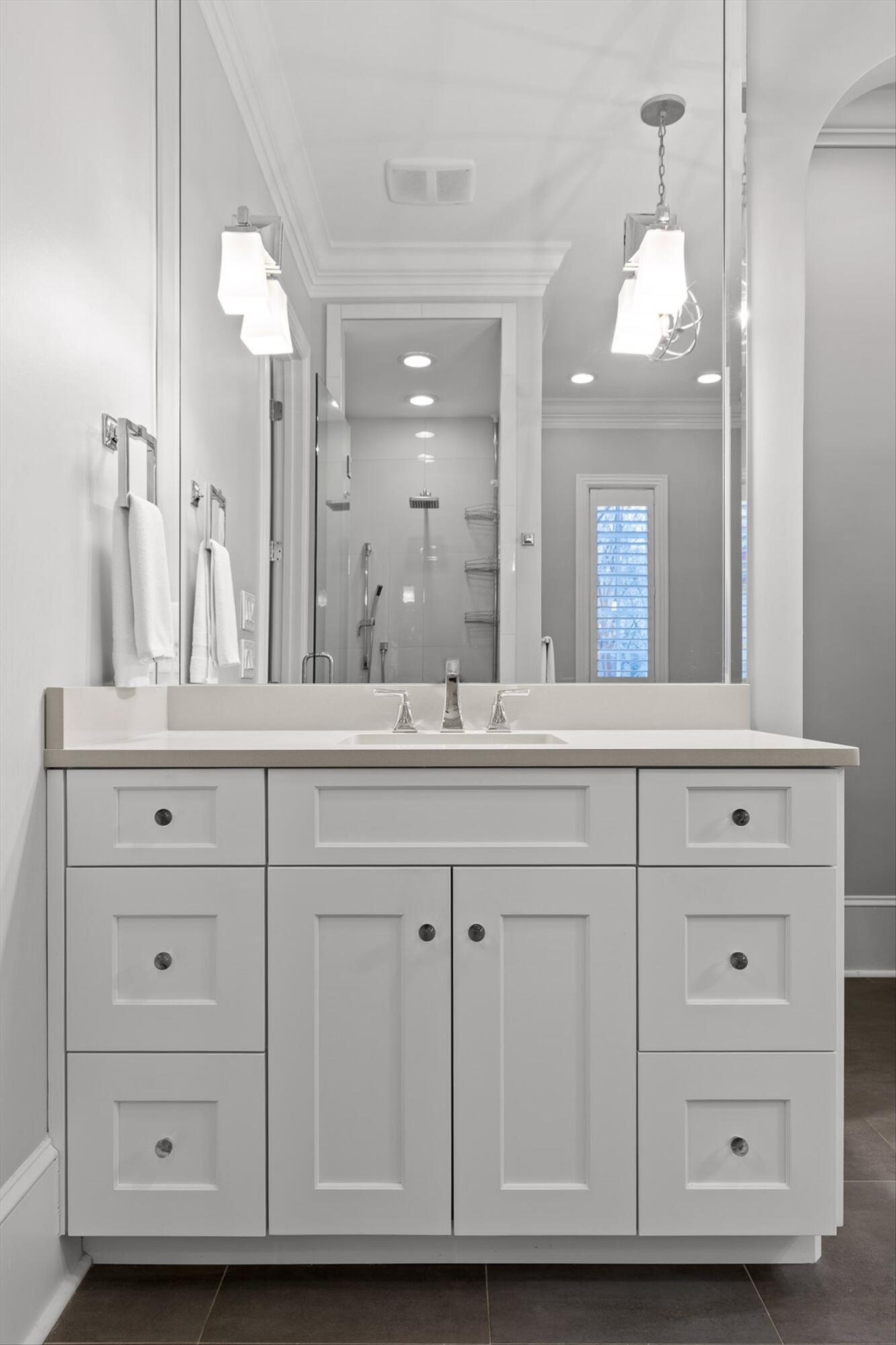 554 Whitehall Road, Unit 110 Chattanooga, TN 37405 - Photo 16 of 46 33-Whitehall-33