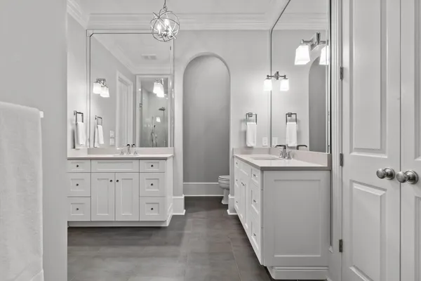 $850,000 | 554 Whitehall Road, Unit 110, Chattanooga, TN 37405