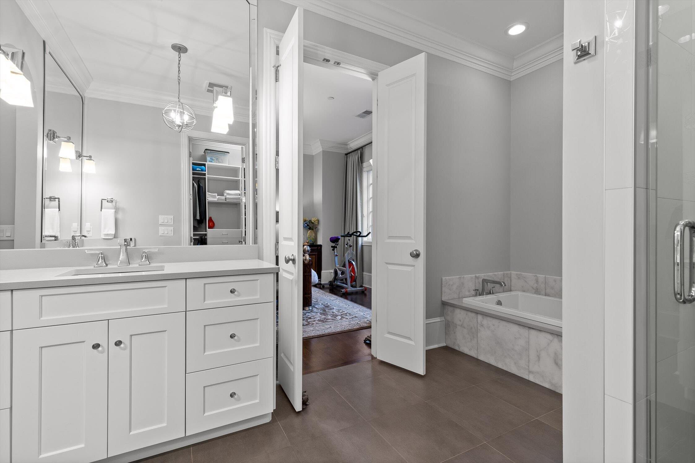 554 Whitehall Road, Unit 110 Chattanooga, TN 37405 - Photo 19 of 46 35-Whitehall-35