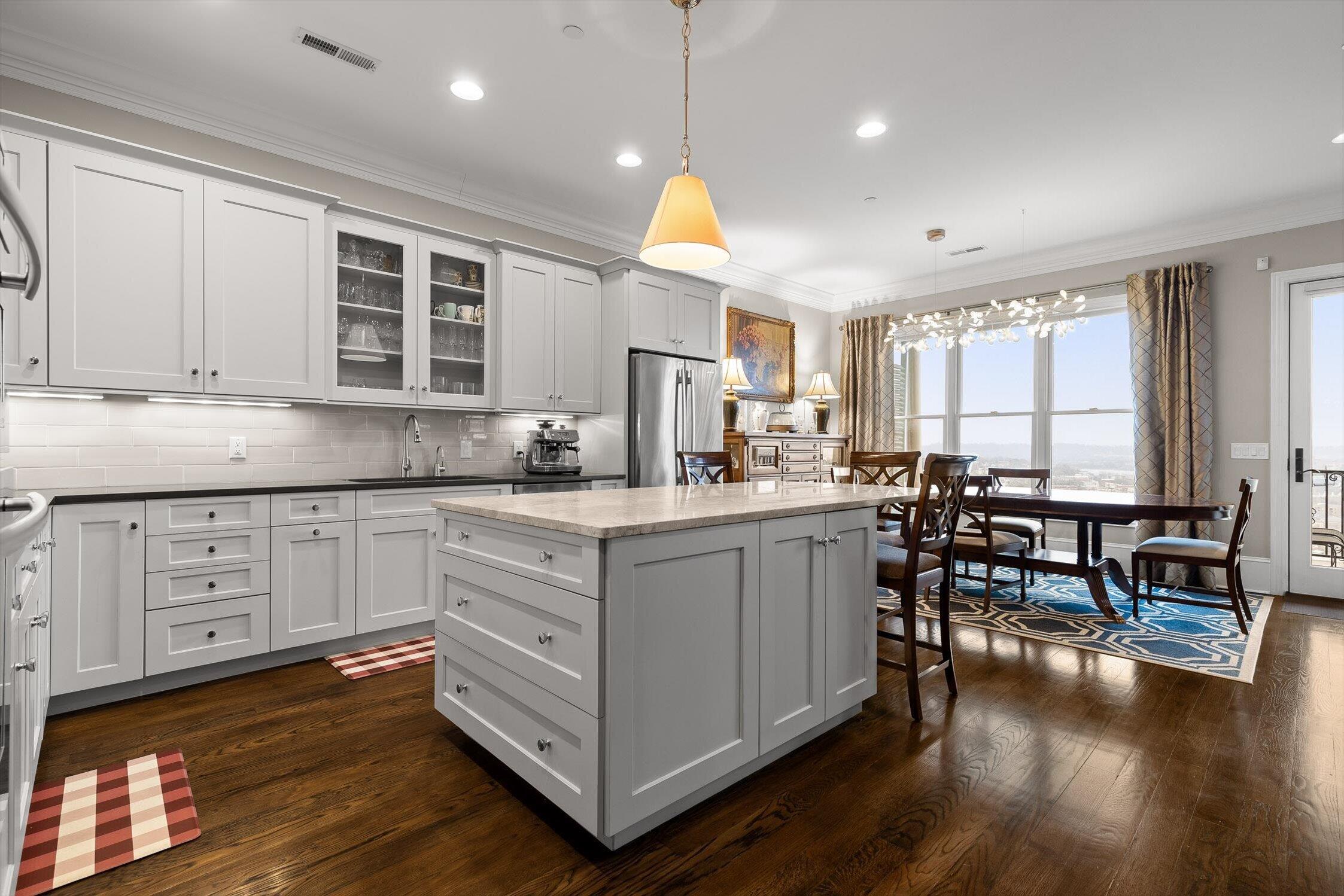 554 Whitehall Road, Unit 110 Chattanooga, TN 37405 - Photo 22 of 46 39-Whitehall-39