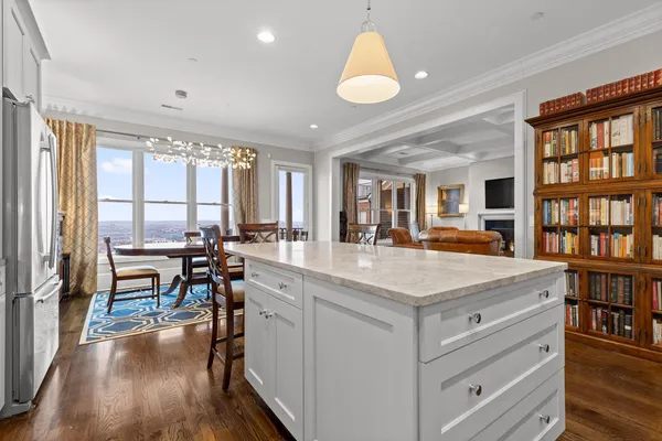 $850,000 | 554 Whitehall Road, Unit 110, Chattanooga, TN 37405