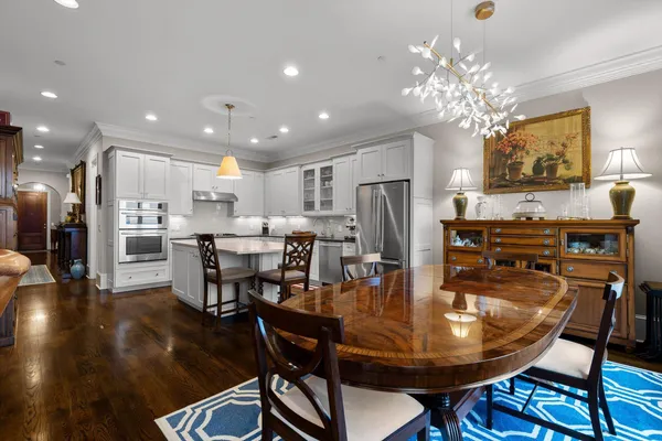 $850,000 | 554 Whitehall Road, Unit 110, Chattanooga, TN 37405