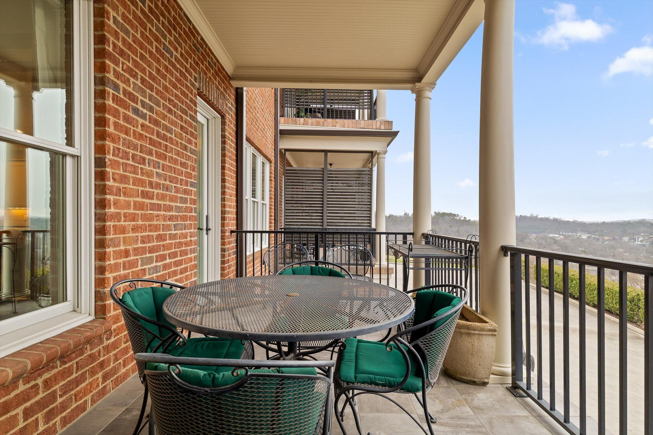 554 Whitehall Road, Unit 110 Chattanooga, TN 37405 - Photo 33 of 46 53-Whitehall-53