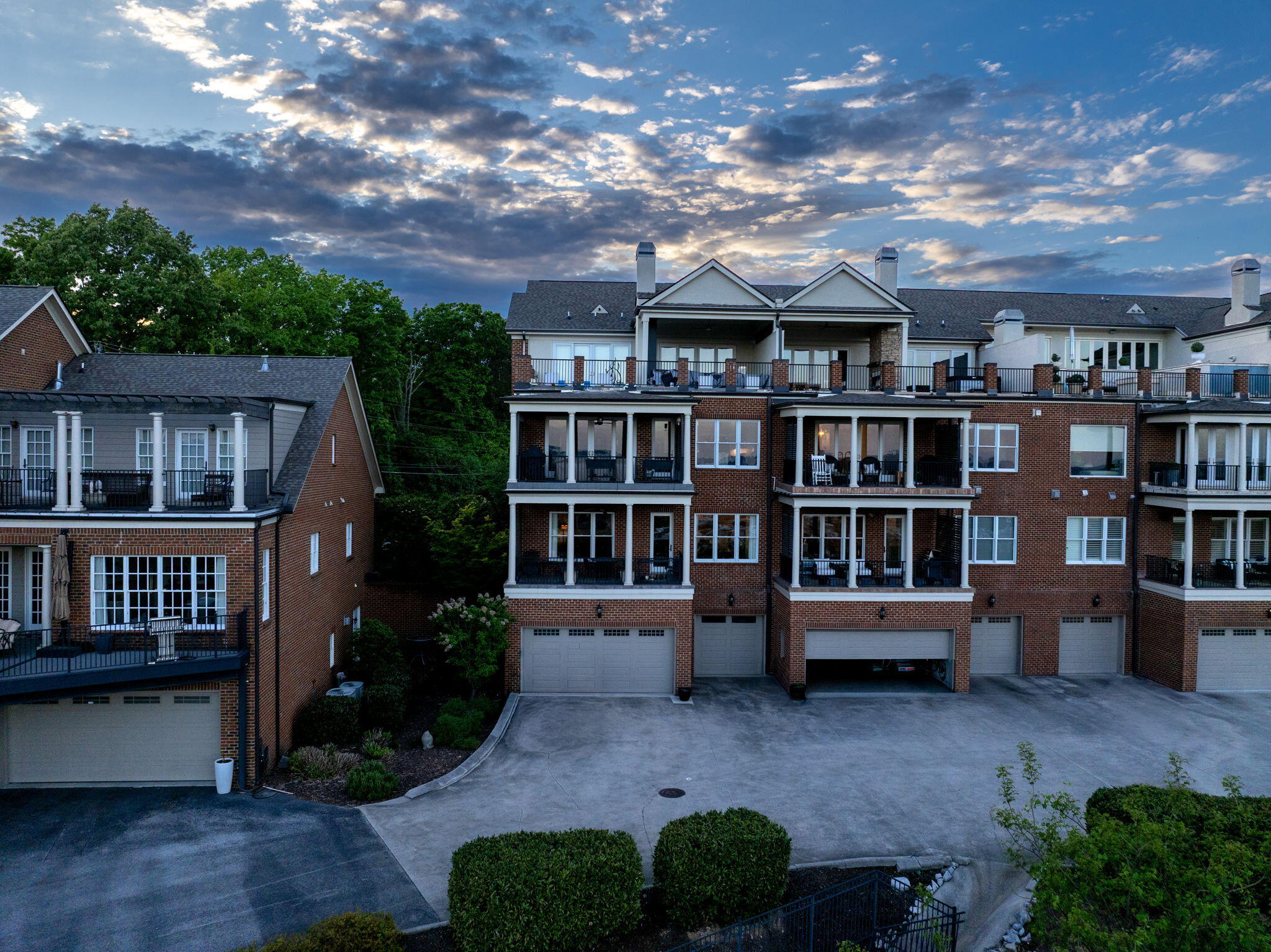 554 Whitehall Road, Unit 110 Chattanooga, TN 37405 - Photo 44 of 48 5-web-or-mls-DJI_20260413200141_0653_D-1