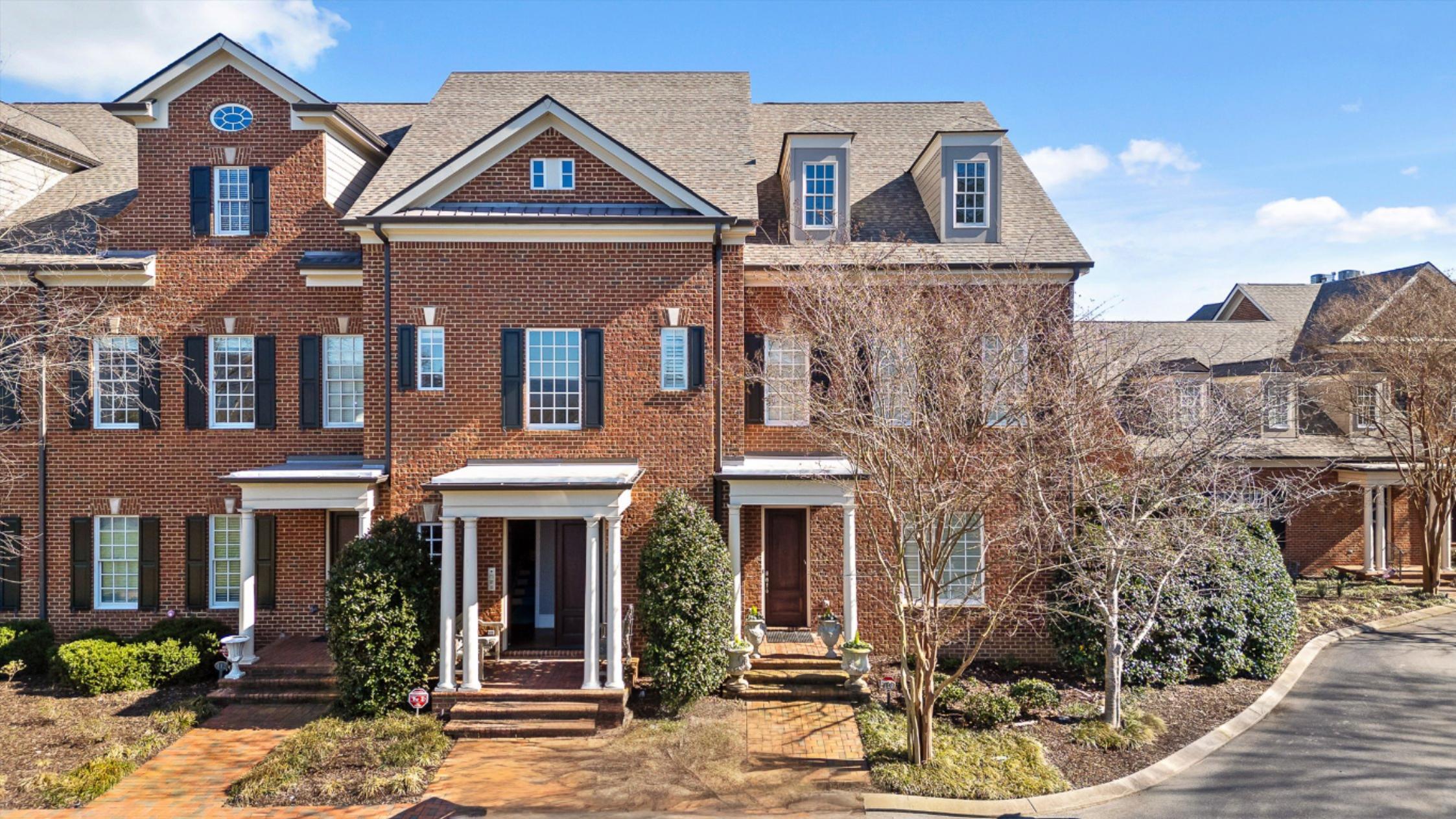 554 Whitehall Road, Unit 110 Chattanooga, TN 37405 - Photo 10 of 48 69-Whitehall-10