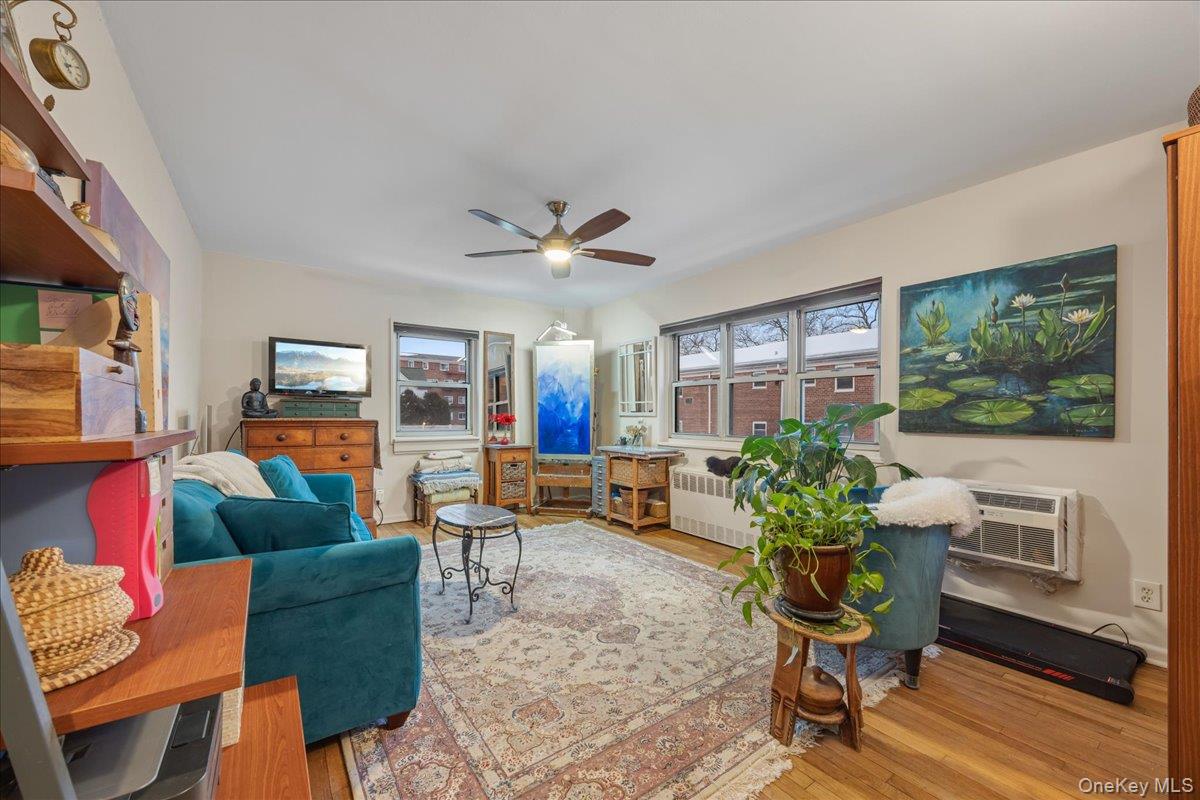 183 Drake Avenue, Unit 1P New Rochelle, NY 10805 - Photo 2 of 12