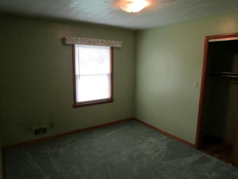 1297 Duck Lake Road Muskegon, MI 49445 - Photo 7 of 25 IMG_0325-800