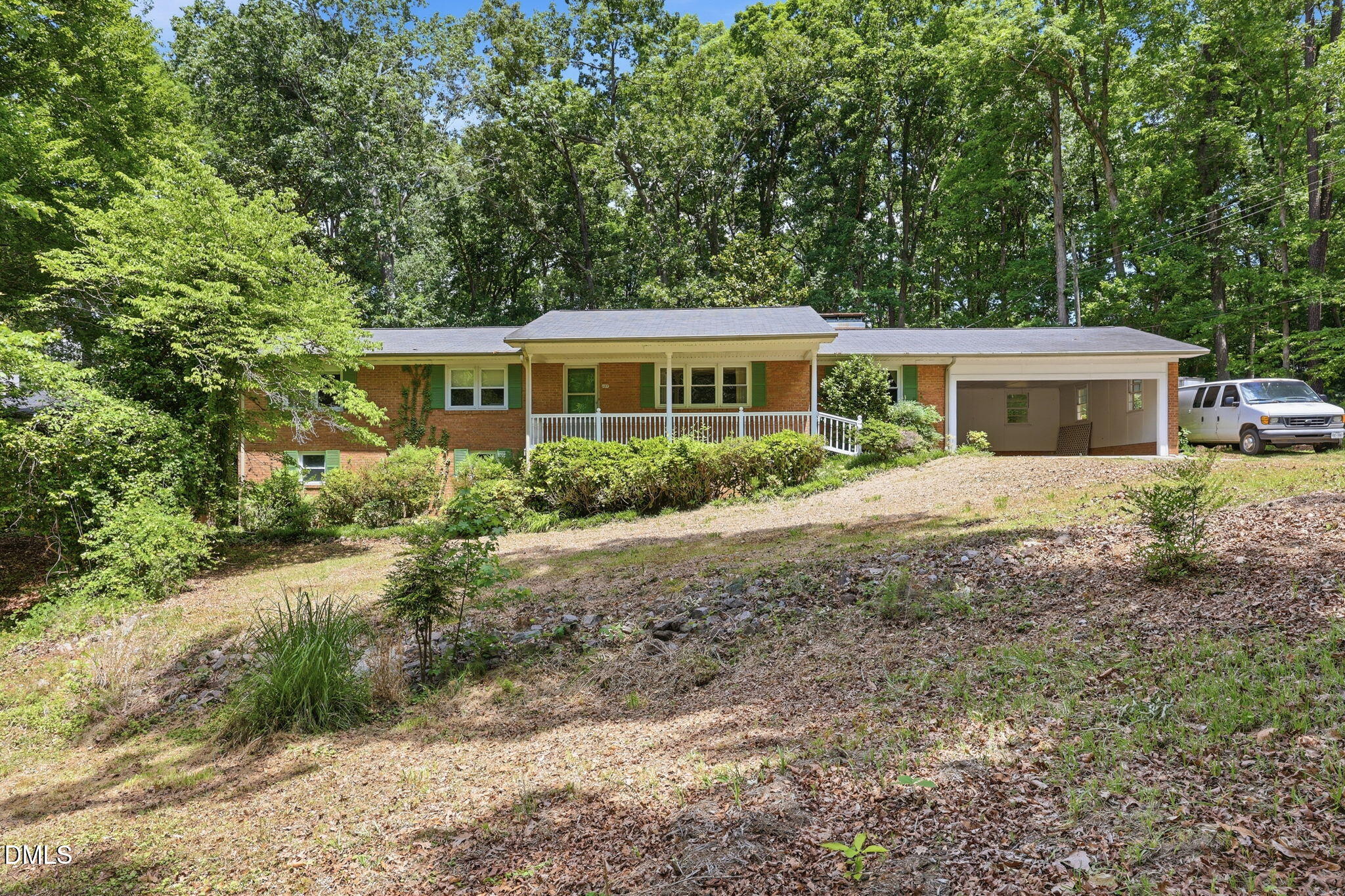 609 Canterbury Road Sanford, NC 27330 - Photo 14 of 38 2-web-or-mls-9L1A0621 F Ben Martin
