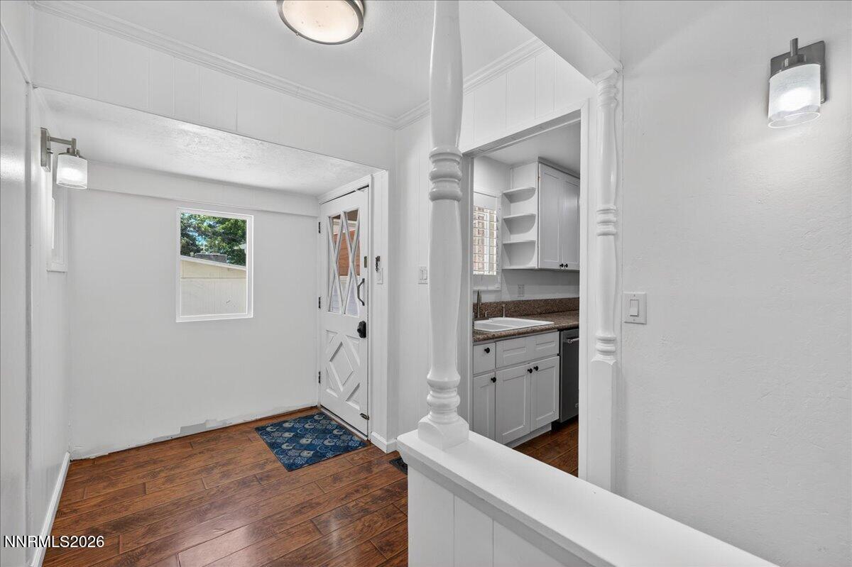 1200 Grandview Avenue Reno, NV 89503 - Photo 9 of 54 33-DSC_9772
