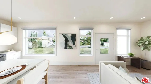 $6,000 | 2901 Raymond Avenue, Unit 2901, Los Angeles, CA 90007