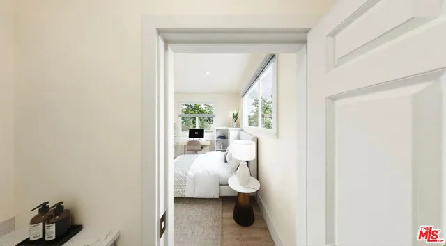 $6,000 | 2901 Raymond Avenue, Unit 2901, Los Angeles, CA 90007