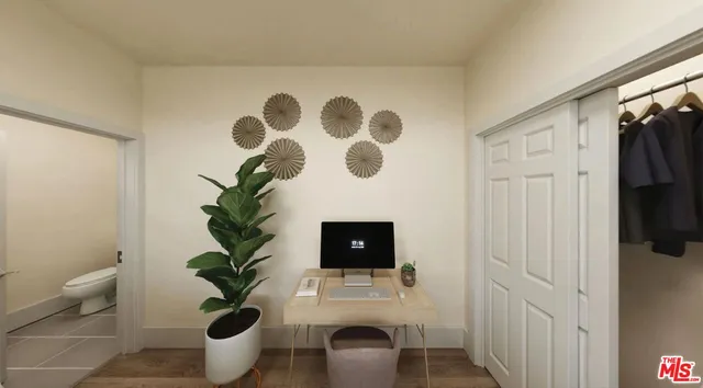 $6,000 | 2901 Raymond Avenue, Unit 2901, Los Angeles, CA 90007