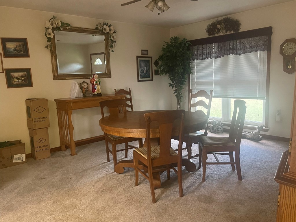 400 Center Street Buffalo, TX 75831 - Photo 6 of 16 2nd dinning