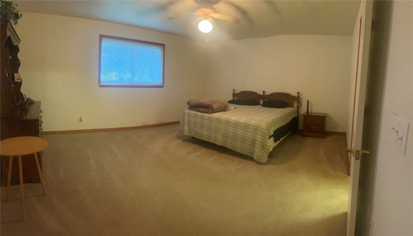 400 Center Street Buffalo, TX 75831 - Photo 8 of 16 primary bedroom
