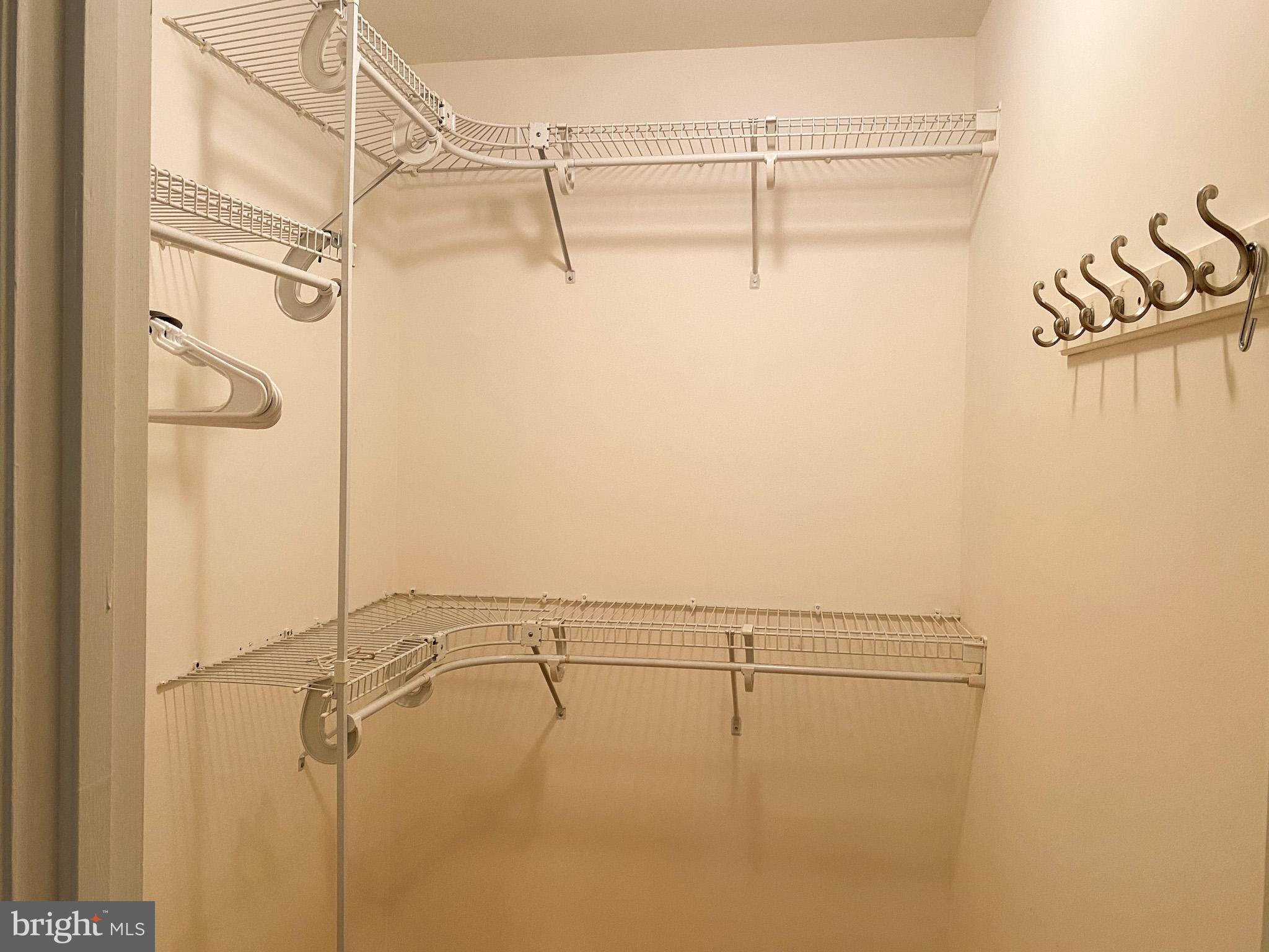 122 East Bay View Drive Annapolis, MD 21403 - Photo 22 of 30 a view of small space