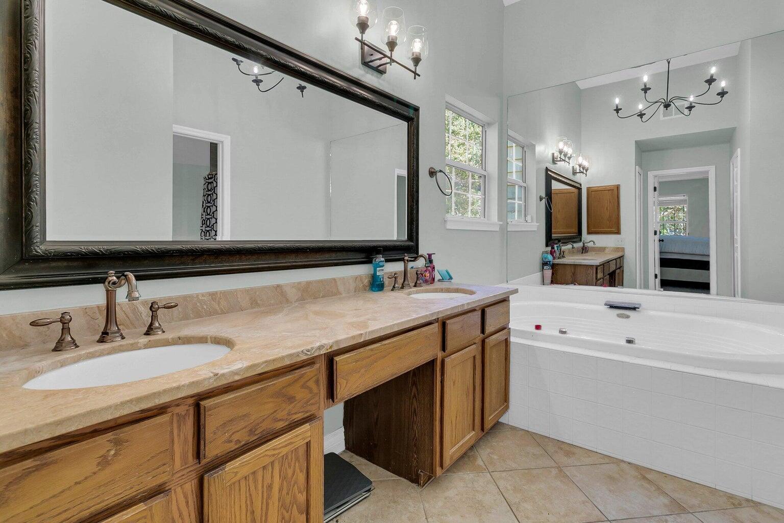 2724 Merwether Lane Mount Pleasant, SC 29466 - Photo 20 of 42 20240905004919488036000000-o