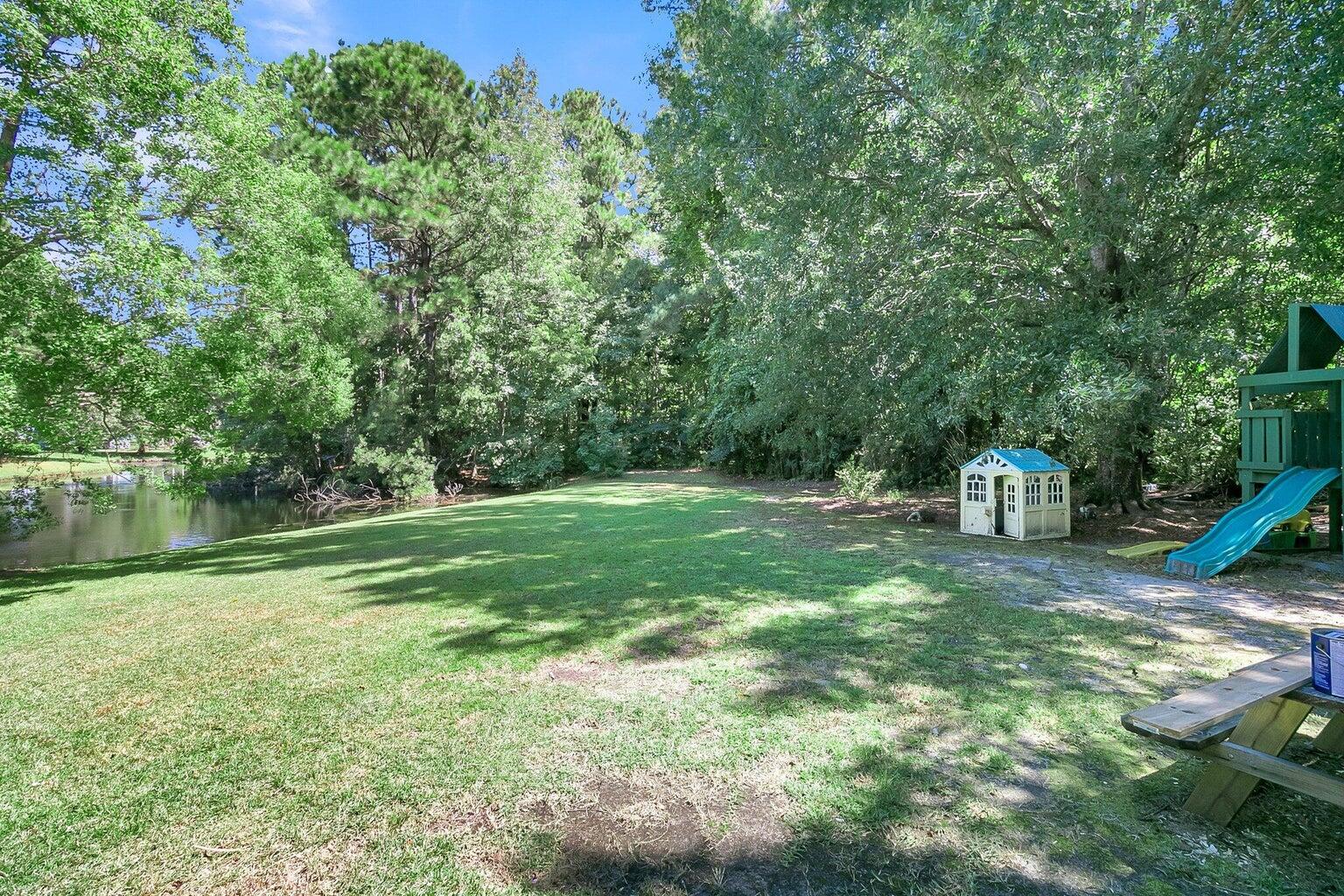 2724 Merwether Lane Mount Pleasant, SC 29466 - Photo 27 of 42 20240905004949175197000000-o