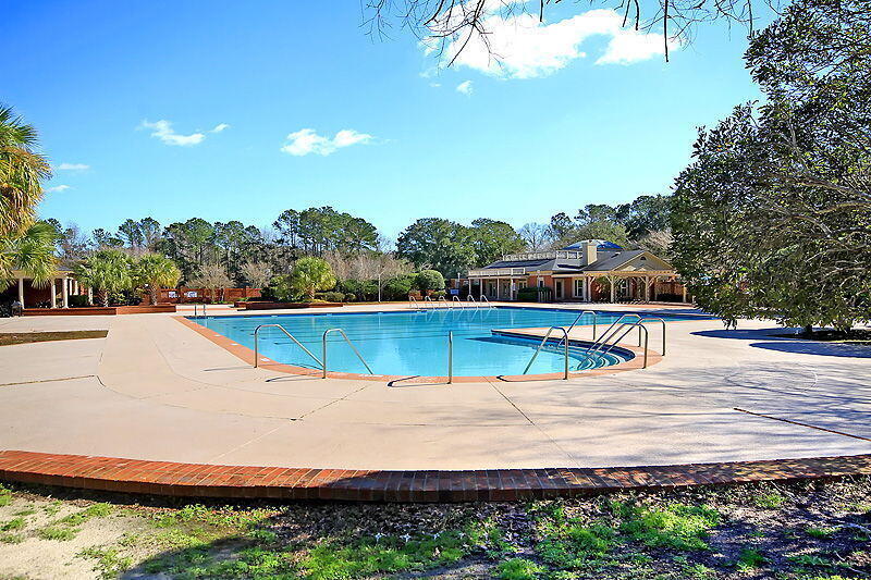 2724 Merwether Lane Mount Pleasant, SC 29466 - Photo 34 of 42 20240905005017359689000000-o