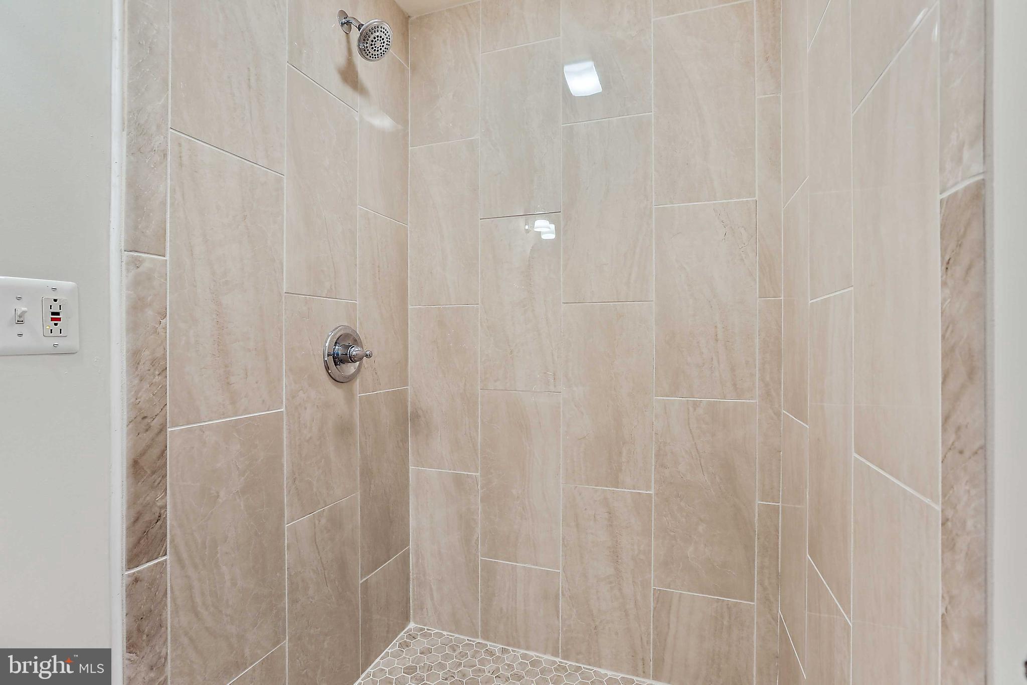 7008 Sherwood Road, Unit 36 Baltimore, MD 21239 - Photo 23 of 44