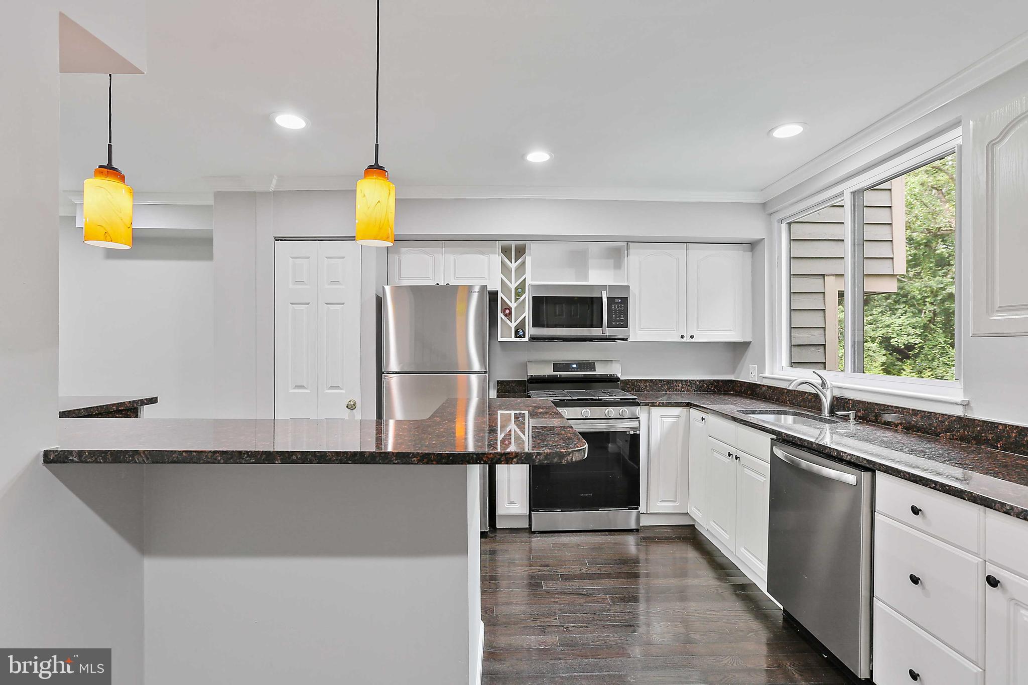 7008 Sherwood Road, Unit 36 Baltimore, MD 21239 - Photo 4 of 44