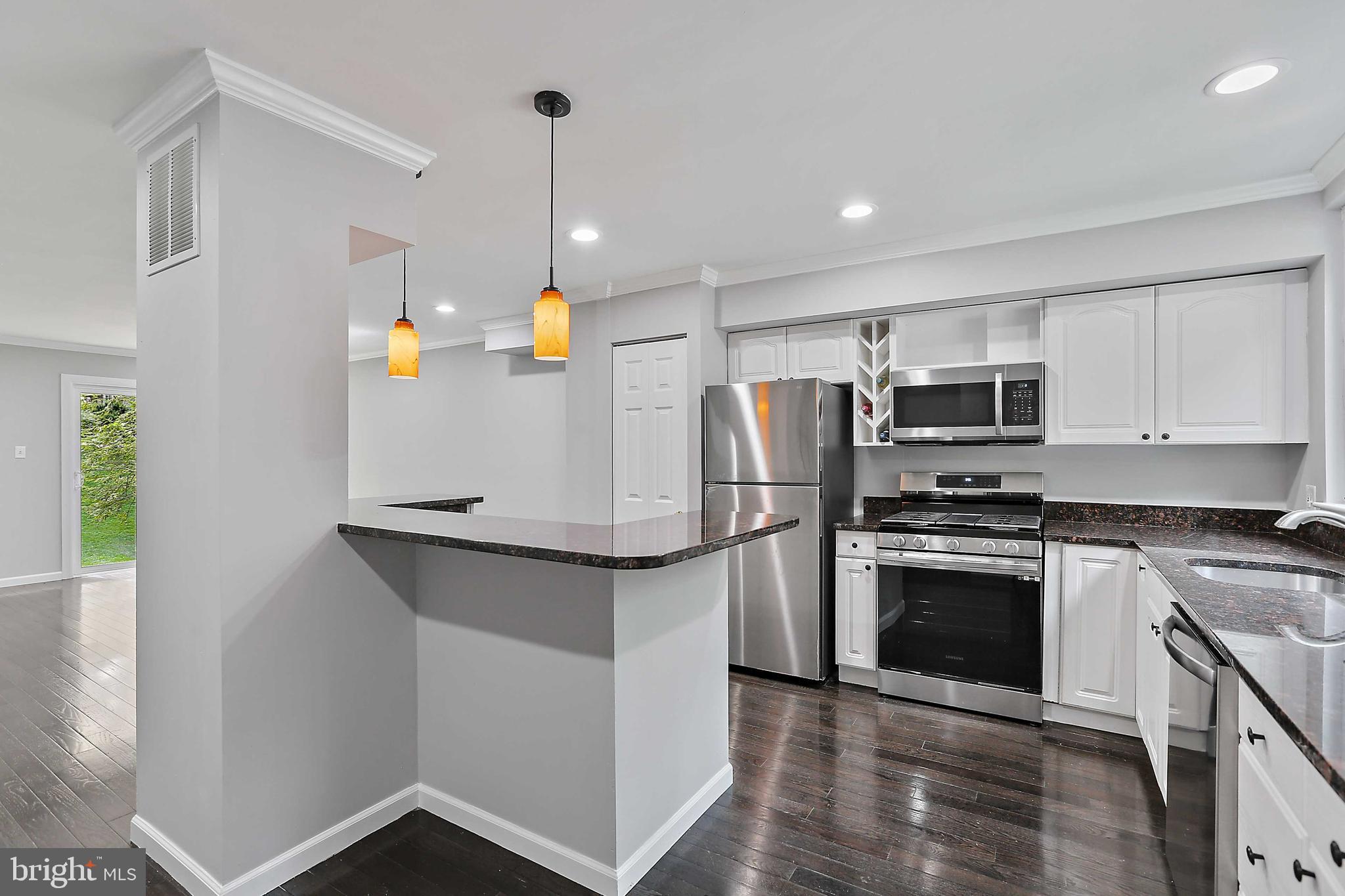 7008 Sherwood Road, Unit 36 Baltimore, MD 21239 - Photo 5 of 44