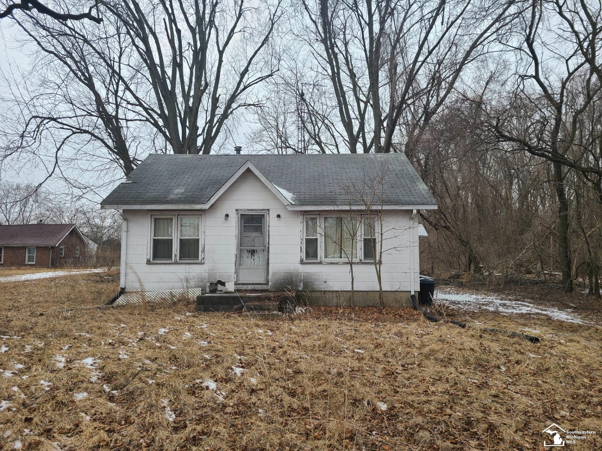 14281 South Telegraph Road Monroe, MI 48161 - Photo 1 of 10 50166512-6797f8ae-50b5-41eb-b339-0acb47a53d37.JPG