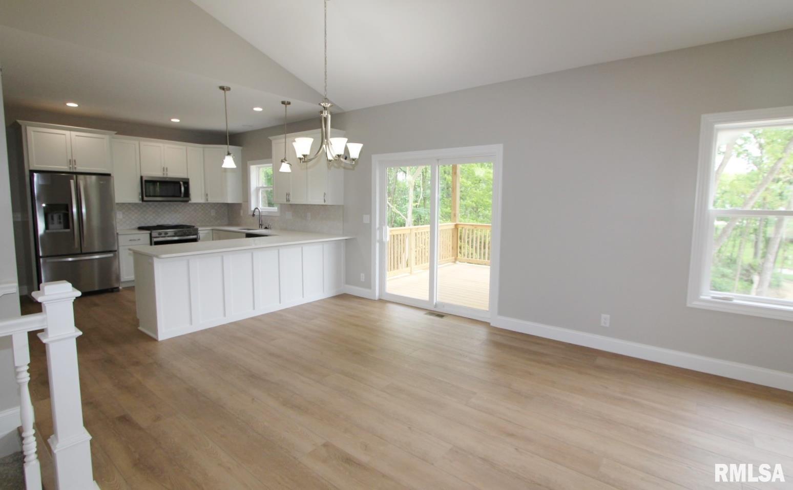 107 Samuel Court Washington, IL 61571 - Photo 12 of 90