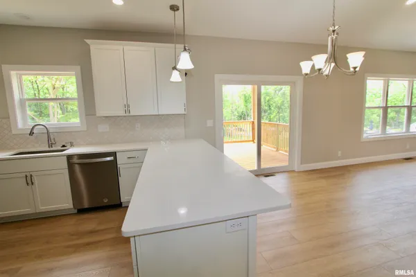 $599,900 | 107 Samuel Court, Washington, IL 61571