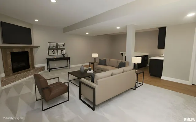 $599,900 | 107 Samuel Court, Washington, IL 61571