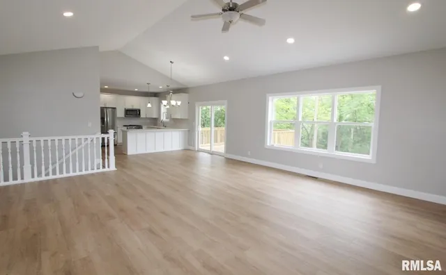 $599,900 | 107 Samuel Court, Washington, IL 61571