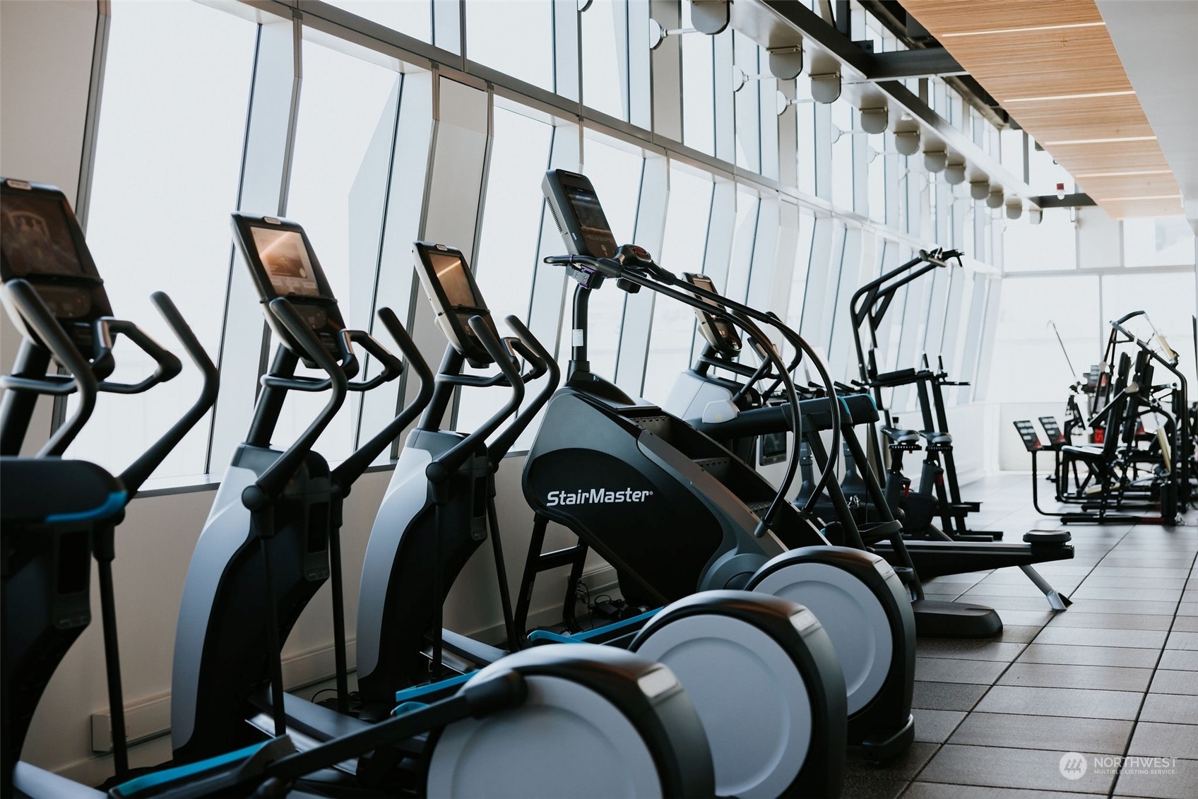 1340 4th Avenue, Unit 5707 Seattle, WA 98101 - Photo 19 of 25