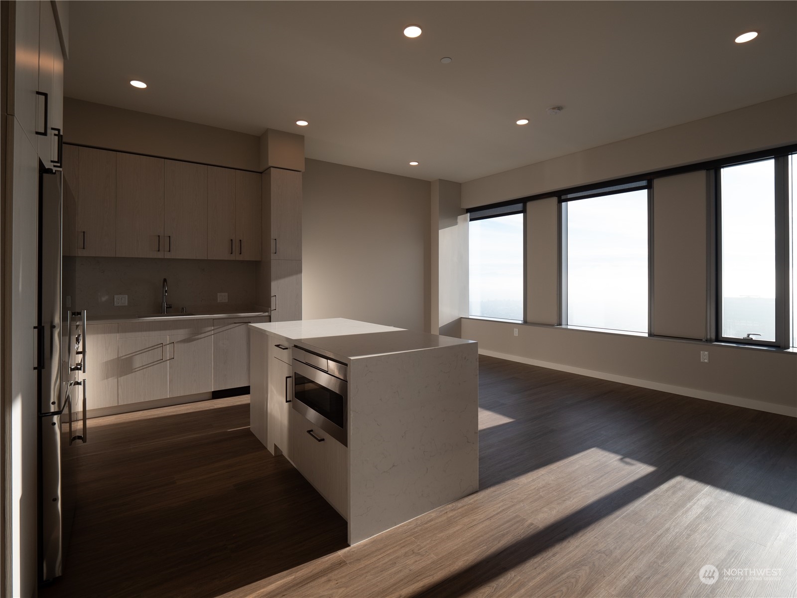 1340 4th Avenue, Unit 5707 Seattle, WA 98101 - Photo 2 of 25