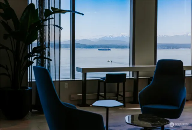 $7,245 | 1340 4th Avenue, Unit 5707, Seattle, WA 98101