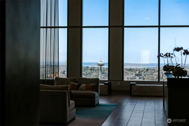$7,245 | 1340 4th Avenue, Unit 5707, Seattle, WA 98101