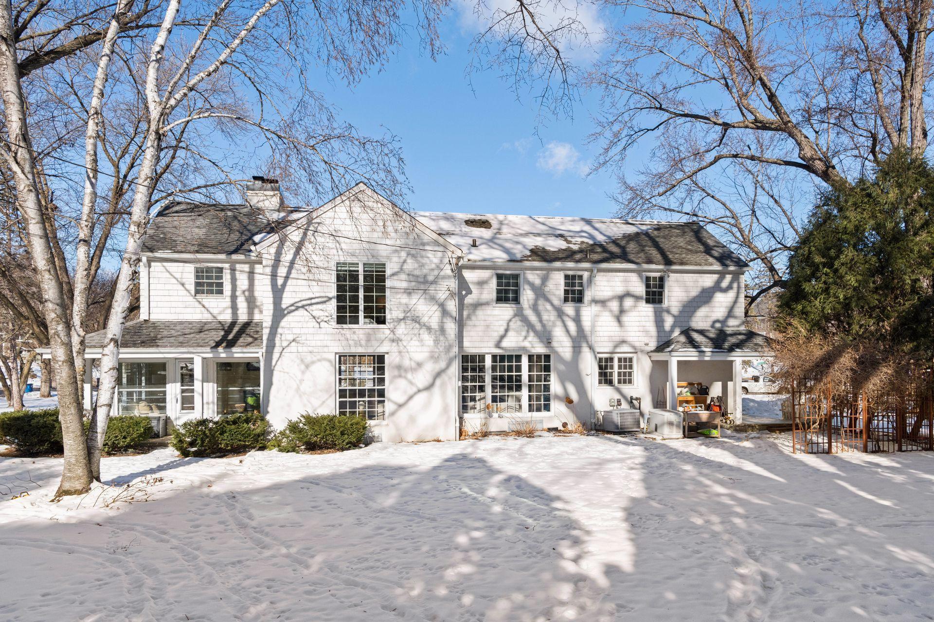 1 Spur Road Edina, MN 55436 - Photo 4 of 46