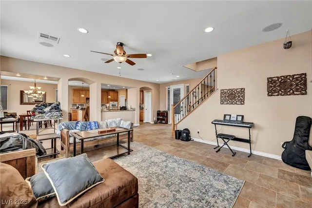 $2,550 | 8208 Seven Falls Street, North Las Vegas, NV 89085