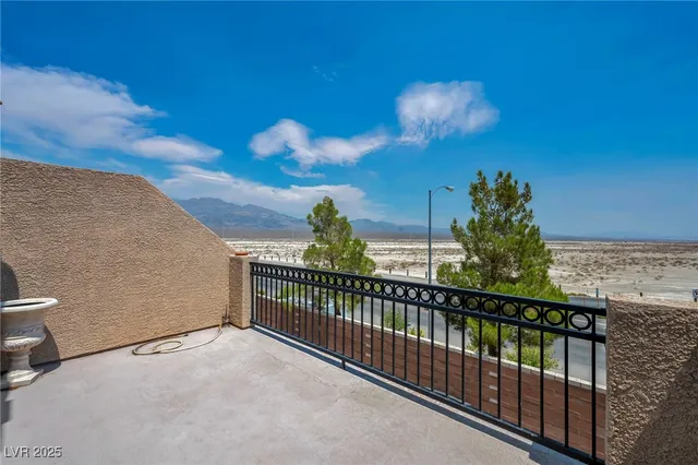 $2,550 | 8208 Seven Falls Street, North Las Vegas, NV 89085