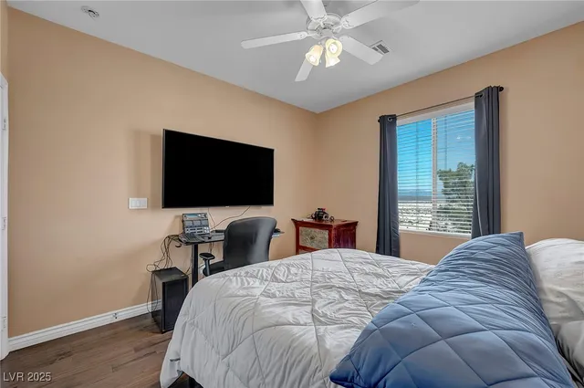 $2,550 | 8208 Seven Falls Street, North Las Vegas, NV 89085