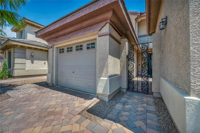 $2,550 | 8208 Seven Falls Street, North Las Vegas, NV 89085